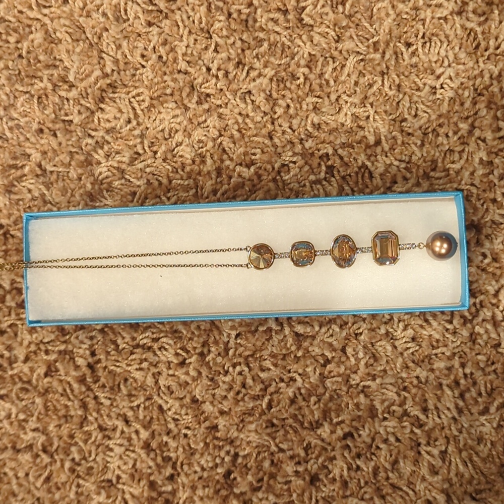 Touchstone Crystal Playful Pendant